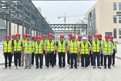 黄淮建工公司组织机关员工下沉一线支援<br>中国药谷“超级工厂”项目攻坚